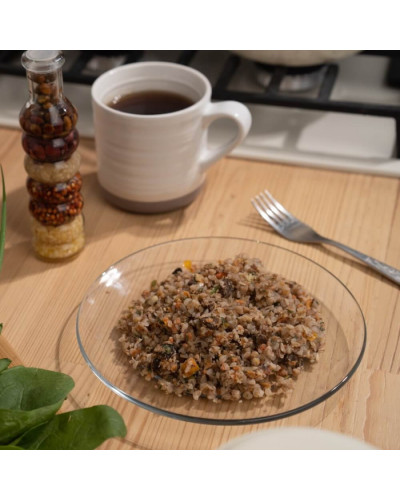 Каша гречана с м’ясом курки, грибами та овочами